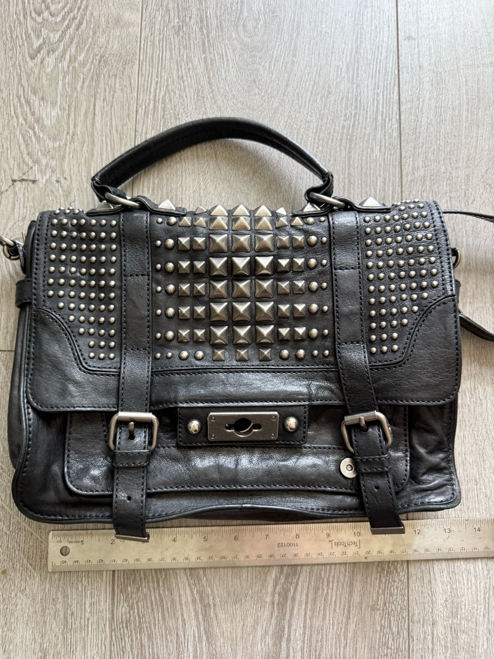 Frye Cameron Large Studded Satchel in black leather - Picture 10 of 13